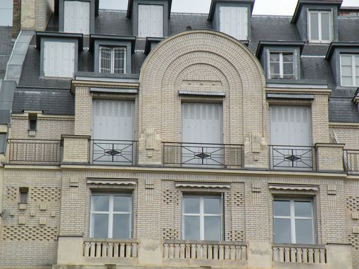  motifs décoratifs en brique, square Lamartine